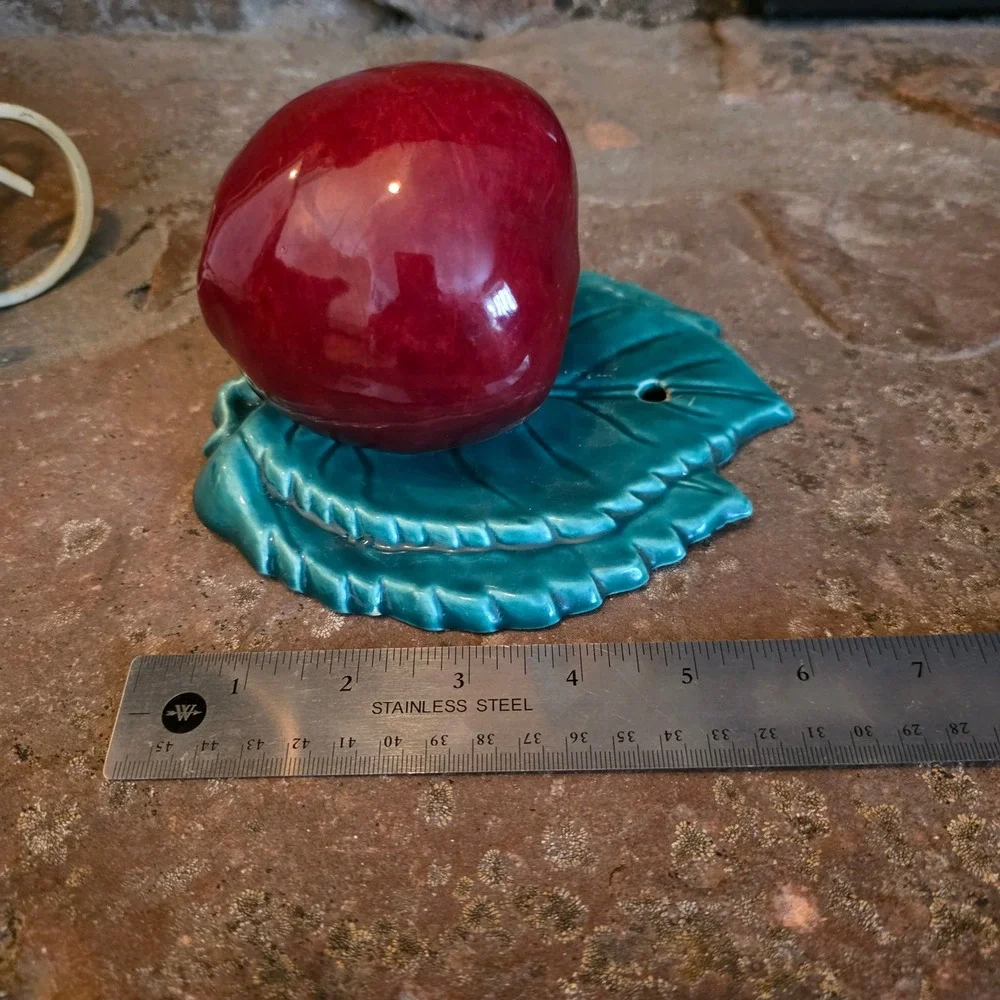Vintage Ceramic Apple Wall Pocket Red Glazed Fruit Leaf Kitchen Cottagecore MCM
